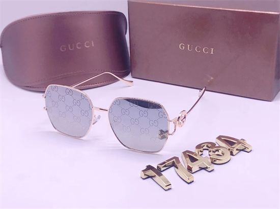 Gucci Sunglass A 183